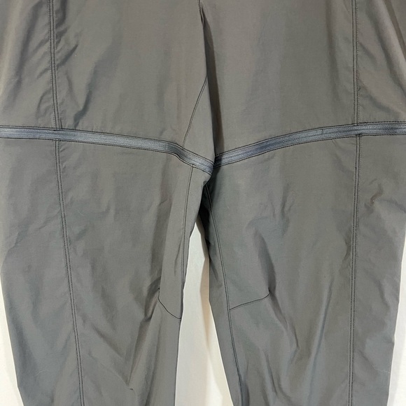 NWT Outdoor Research Women's Equinox Convertible Pants in Charcoal Size 14 - Picture 5 of 12